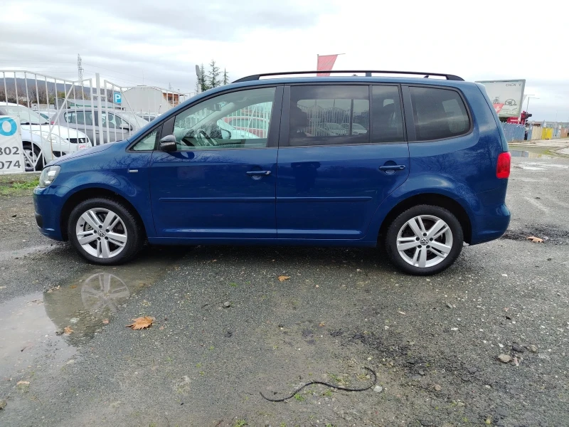 VW Touran 2.0-140 КС НАВИ, ПАНОРАМА, АВТОМАТИК. , снимка 8 - Автомобили и джипове - 53169707