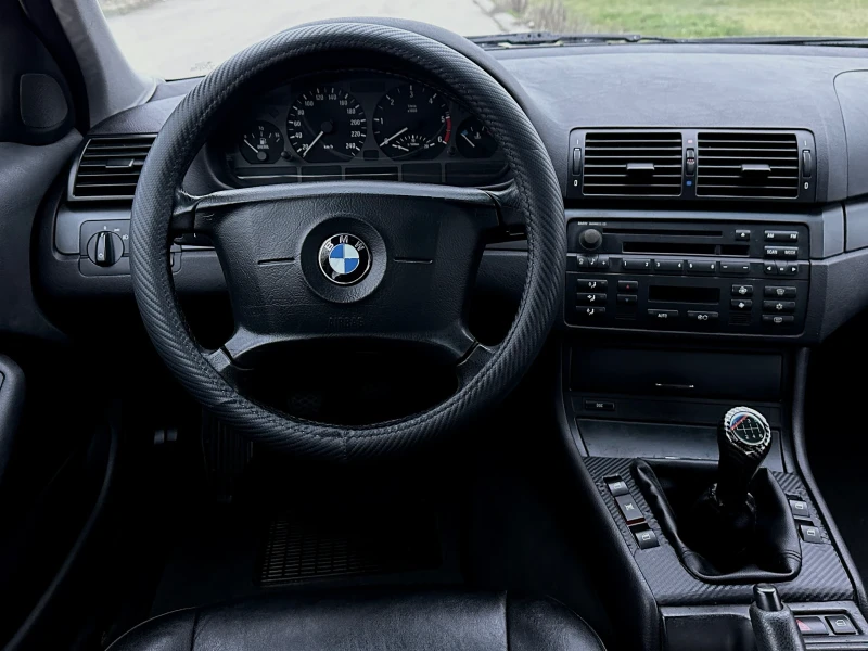 BMW 320 d FULL КОЖА/CARBON/ИСТОРИЯ, снимка 6 - Автомобили и джипове - 53447269