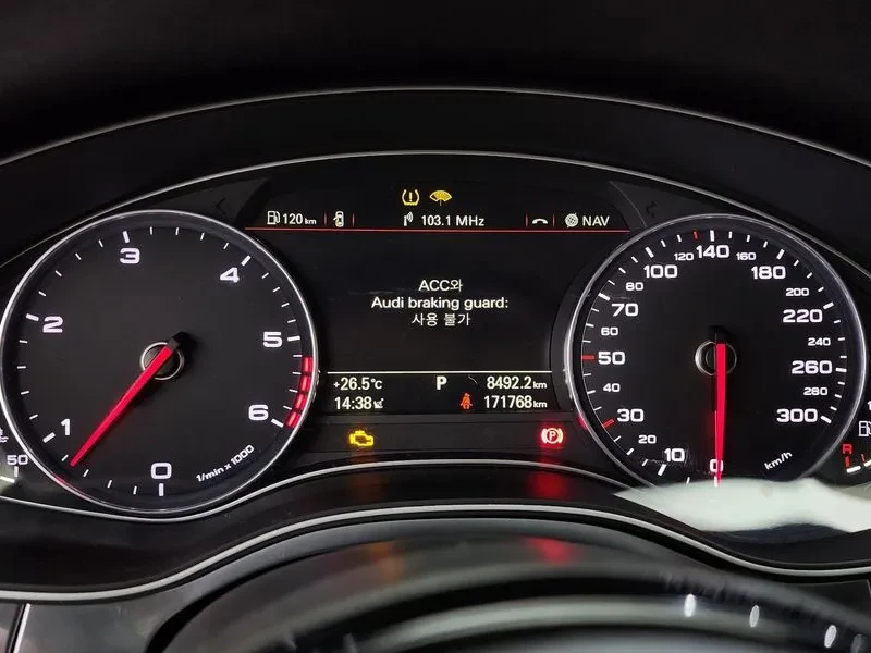 Audi A7 3.0 TDI Quattro, снимка 8 - Автомобили и джипове - 54148627