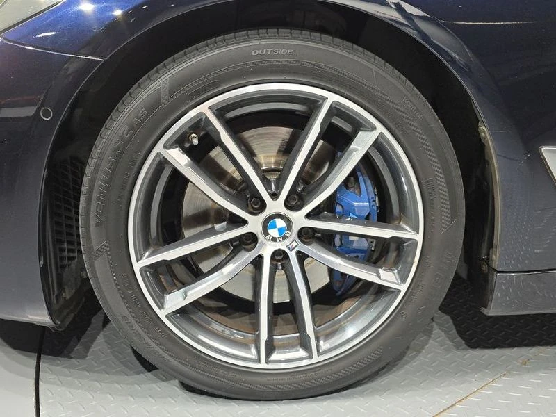 BMW 520 520I M Sports, снимка 5 - Автомобили и джипове - 55500727