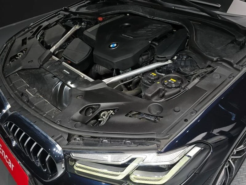 BMW 520 520I M Sports, снимка 17 - Автомобили и джипове - 55500727