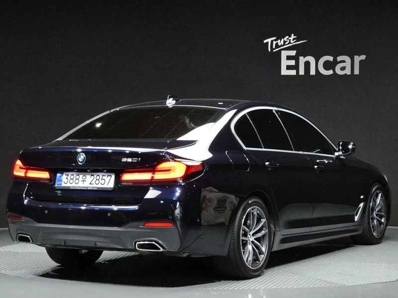 BMW 520 520I M Sports, снимка 3 - Автомобили и джипове - 55500727