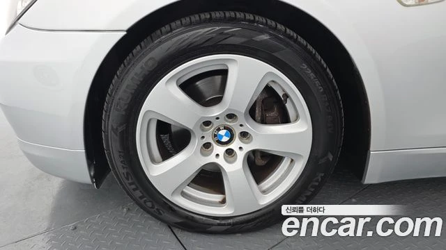 BMW 520, снимка 5 - Автомобили и джипове - 56089316