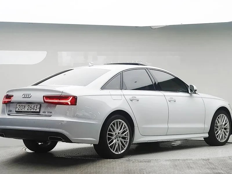 Audi A6 2.0 TFSI - САМО 30% АВАНС, снимка 4 - Автомобили и джипове - 56293695