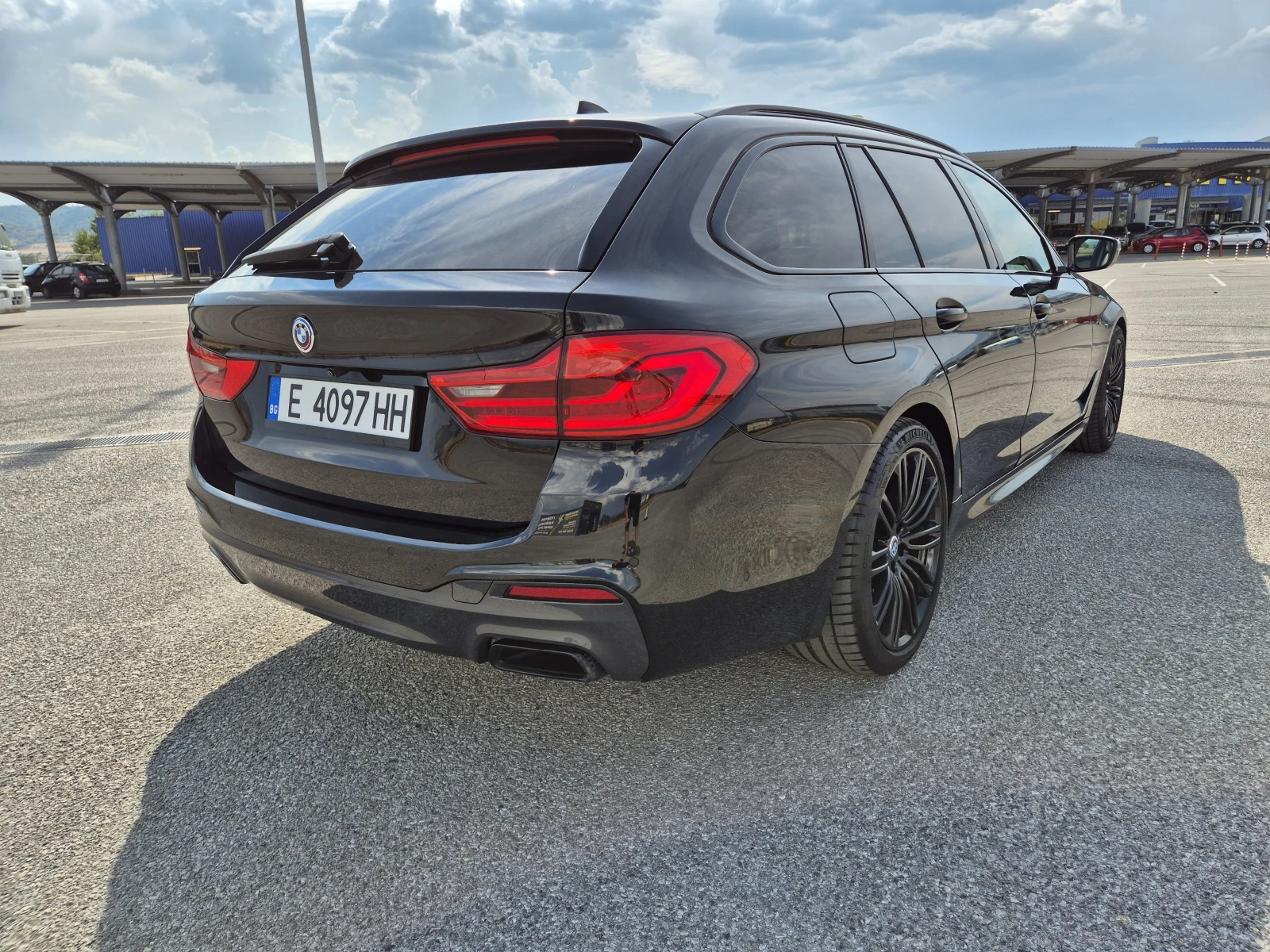 BMW 550 M550d xDrive - изображение 4