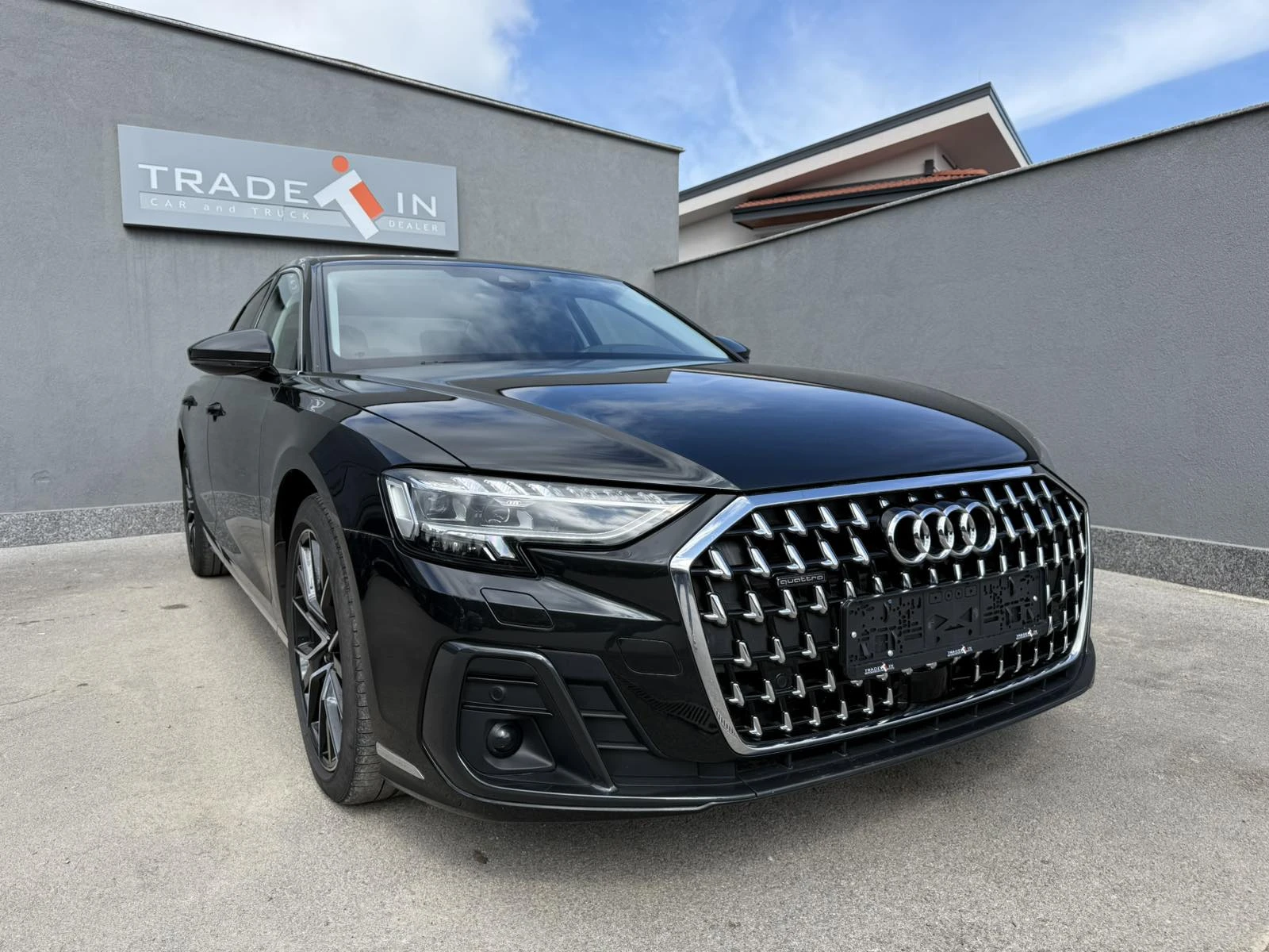 Audi A8 50TDI V6 - изображение 3