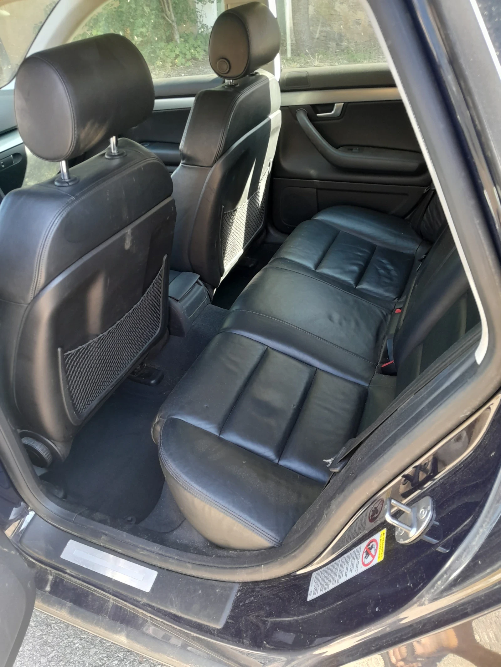 Audi A4 2.5 автомат - изображение 9