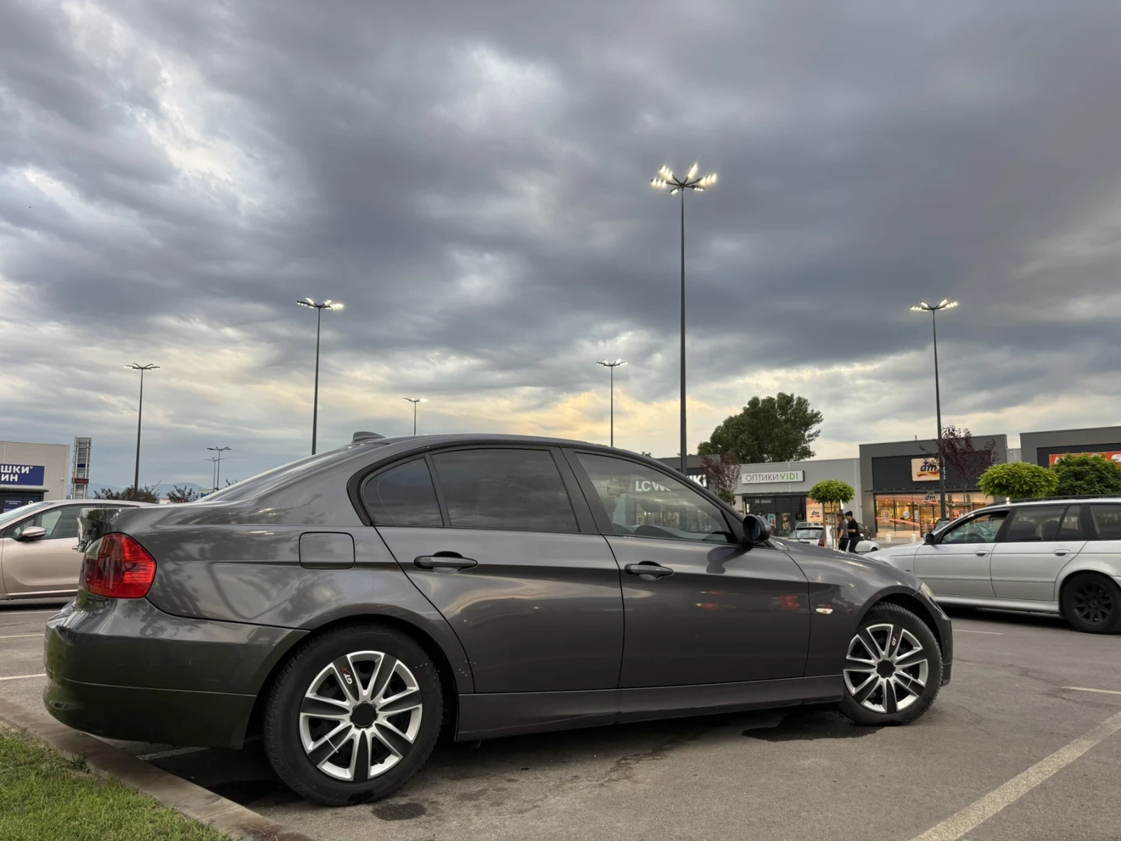 BMW 320  - изображение 4