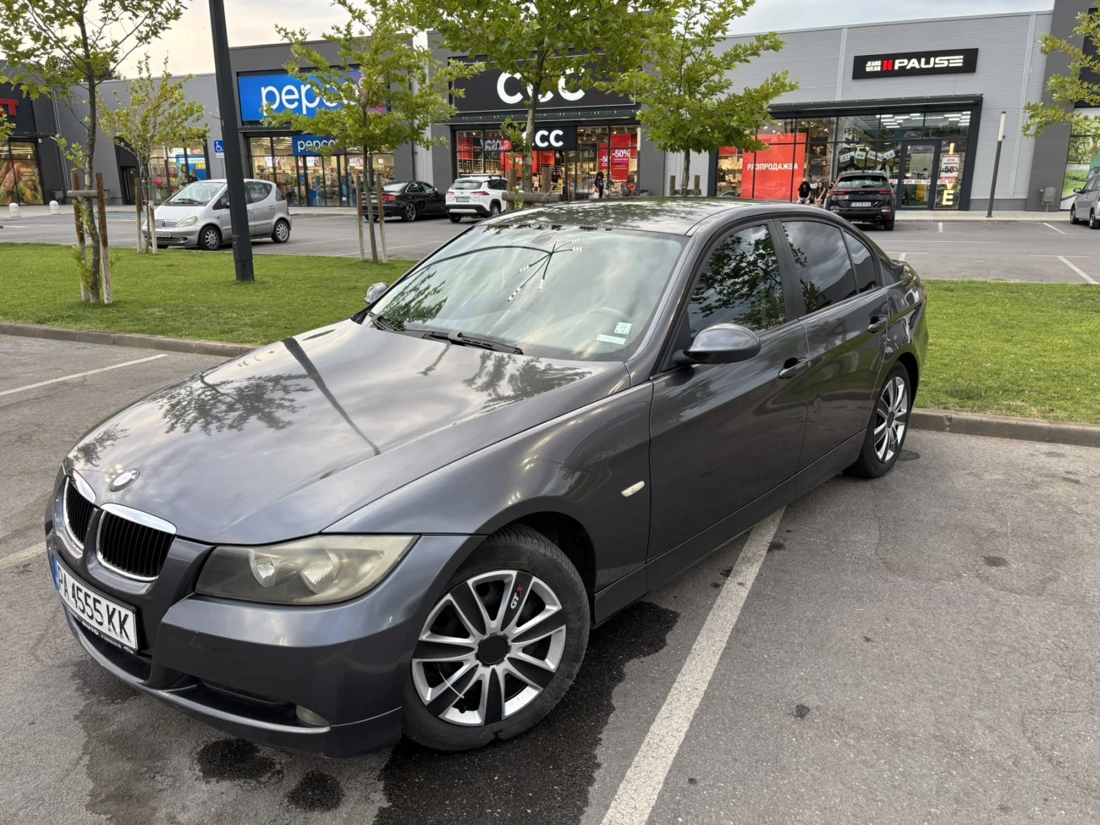 BMW 320  - изображение 8