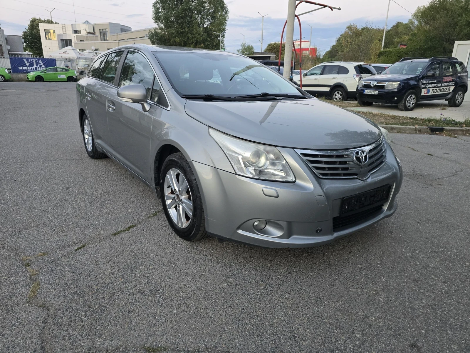 Toyota Avensis 1.8БЕНЗИН/147КС/КОМБИ - изображение 3
