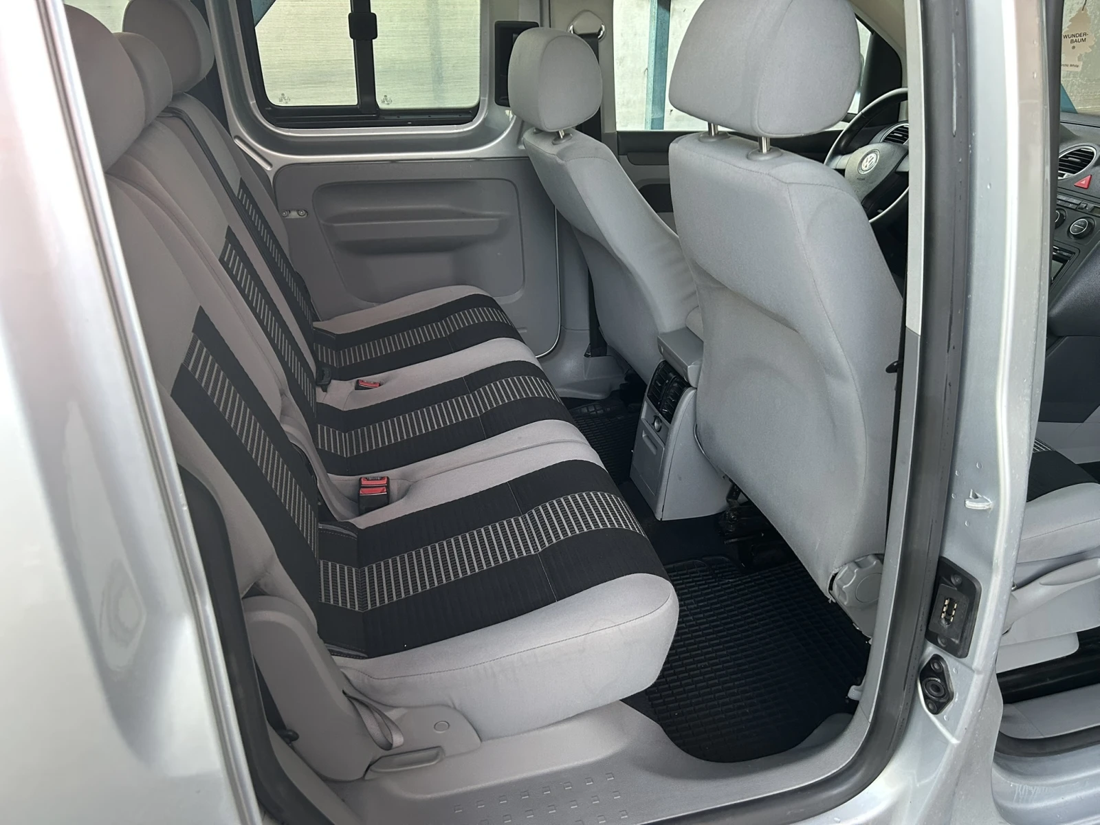 VW Caddy 2.0TDI* STYLE* 6+ 1* TOP* UNIKAT | Mobile.bg — изображение 13