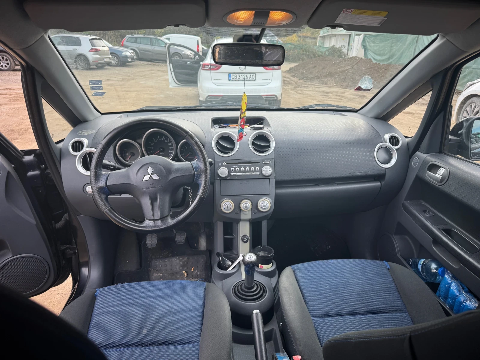 Mitsubishi Colt  - изображение 7