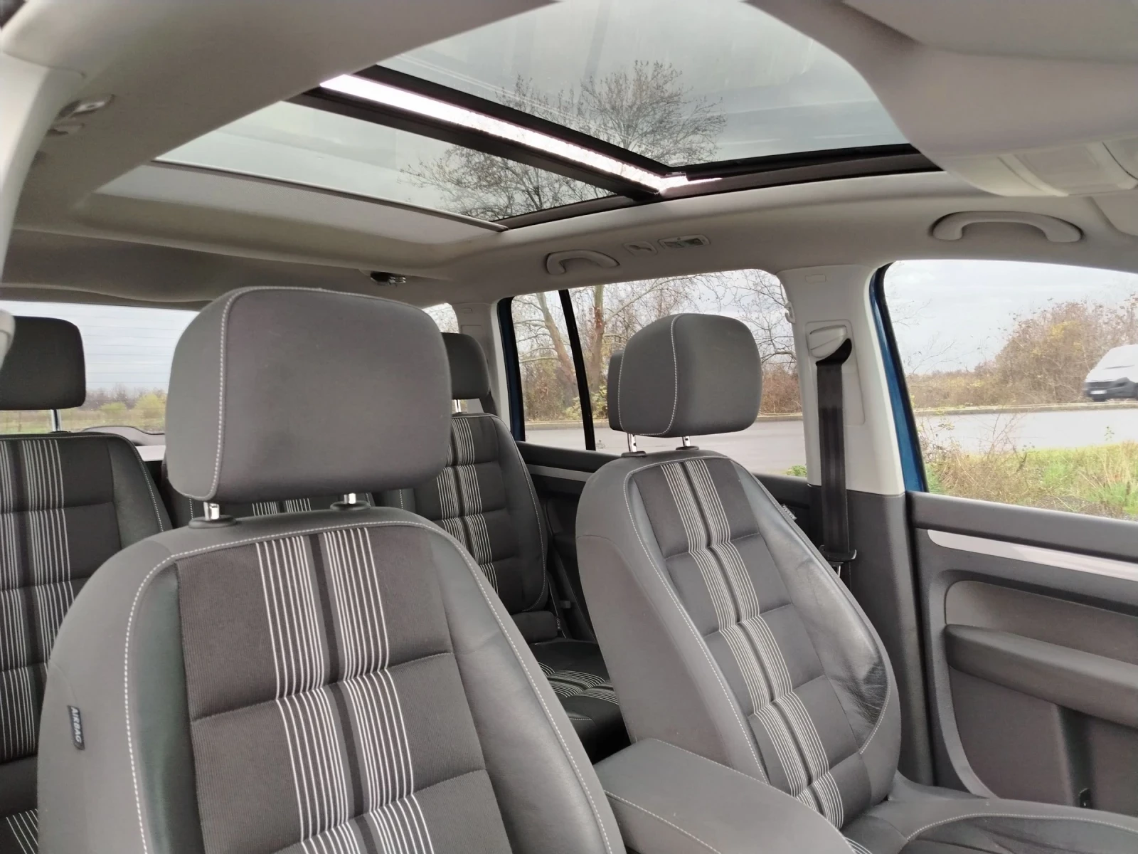 VW Touran 2.0-140 �� ����, ��������, ���������.  | Mobile.bg � ����������� 14