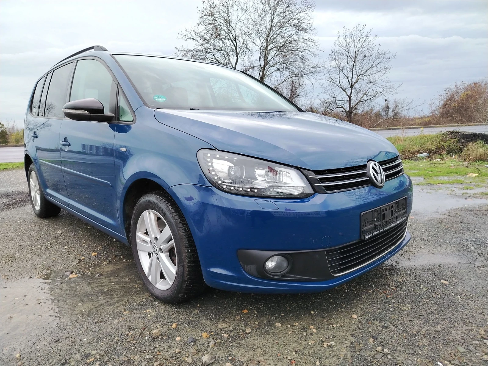 VW Touran 2.0-140 КС НАВИ, ПАНОРАМА, АВТОМАТИК.  - изображение 3