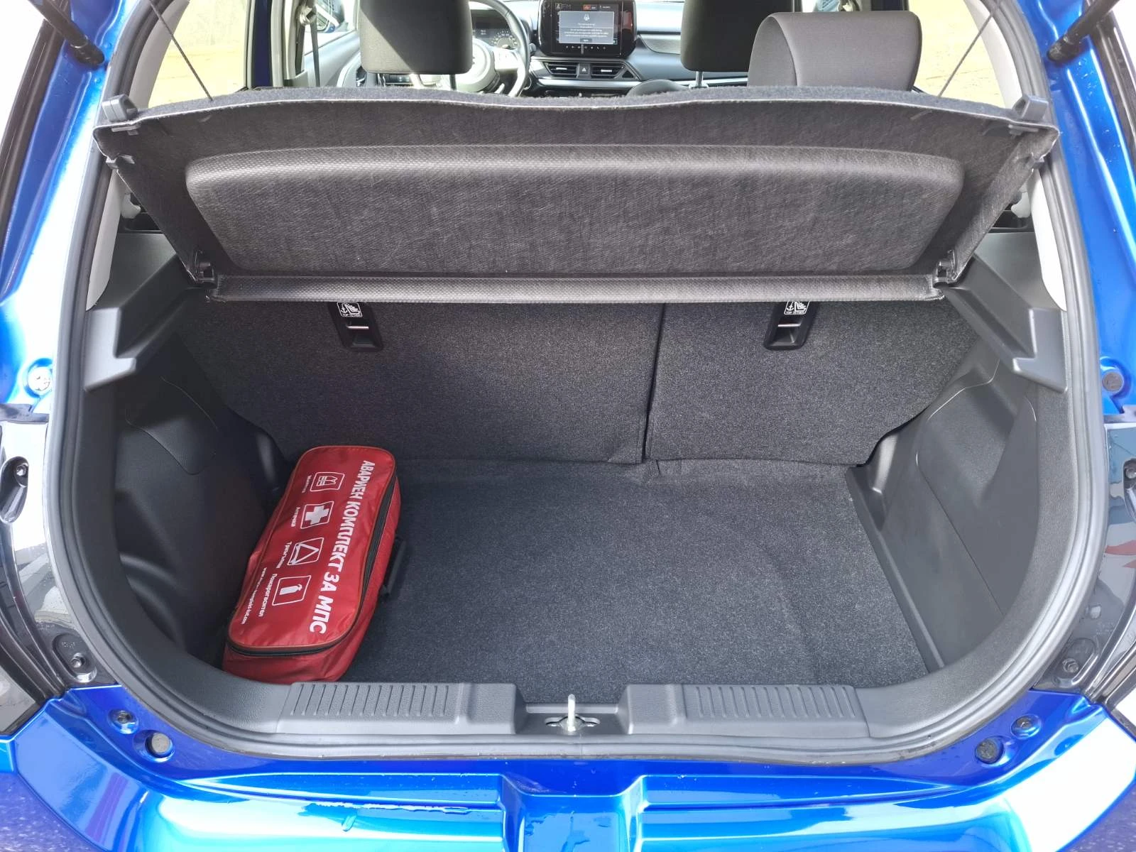 Suzuki Swift GLX Hybrid 5МТ - изображение 10