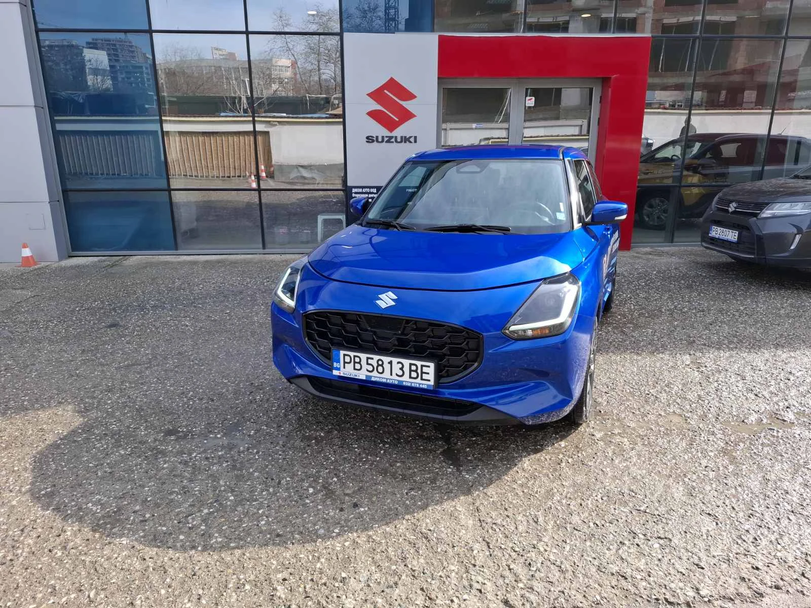 Suzuki Swift GLX Hybrid 5�� | Mobile.bg � ����������� 1