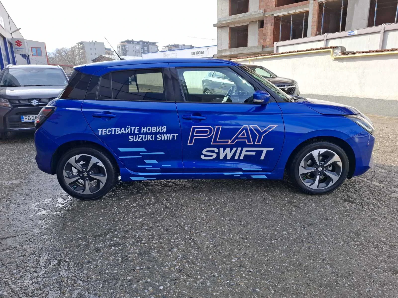 Suzuki Swift GLX Hybrid 5МТ - изображение 3