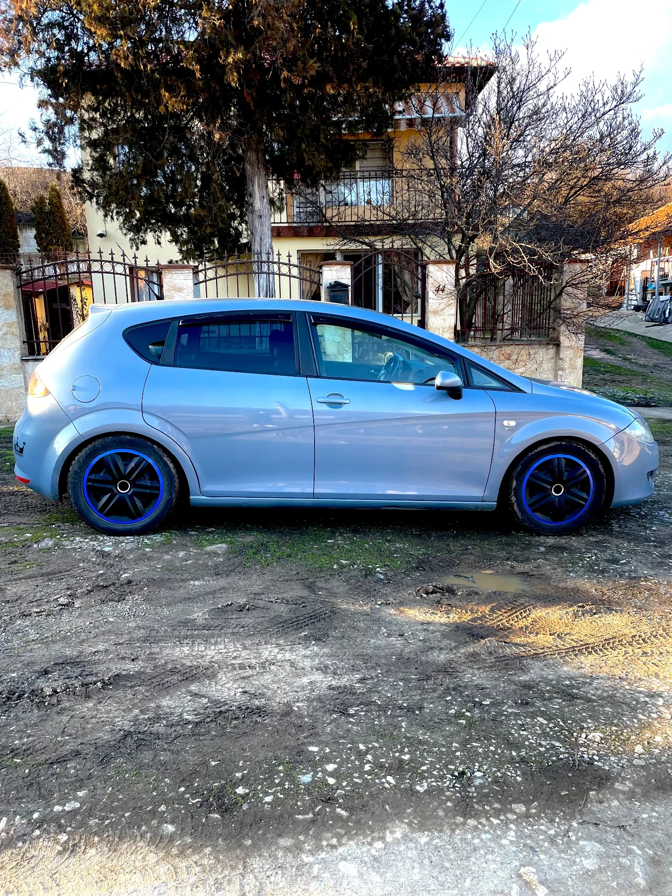 Seat Leon 2.0D 140 k.c Sport - изображение 7
