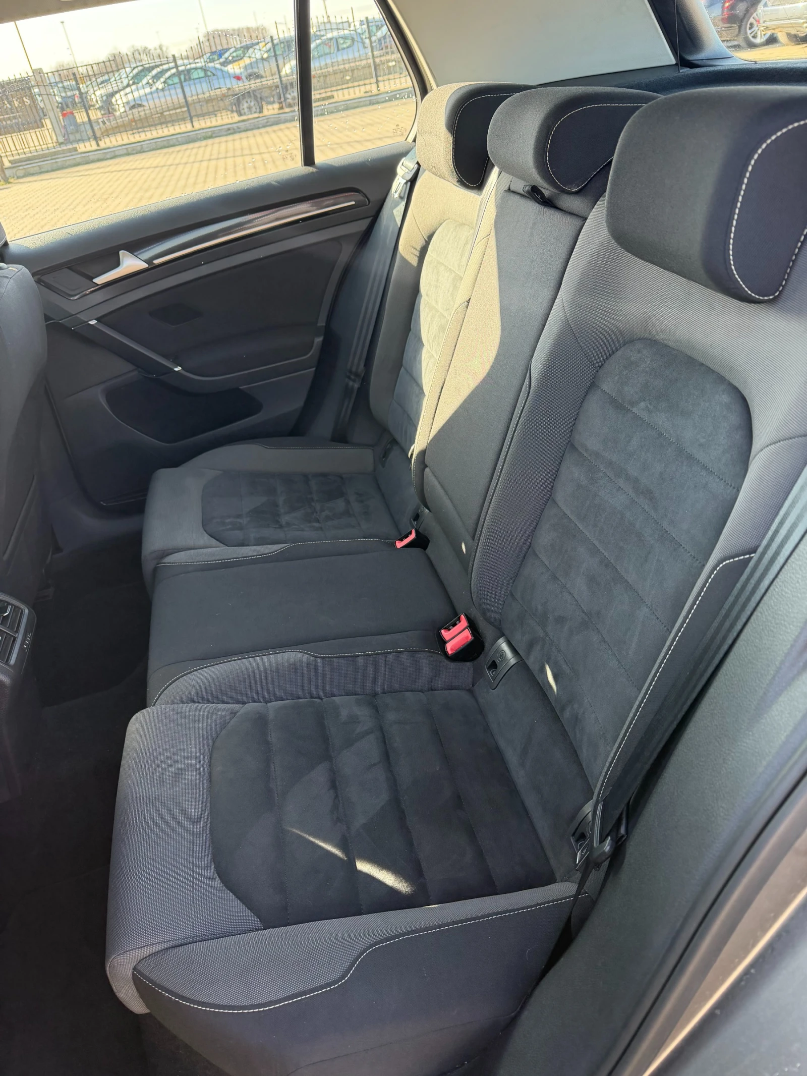 VW Golf 1.4TGI NAVI EURO 6, снимка 10 - Автомобили и джипове - 53828698