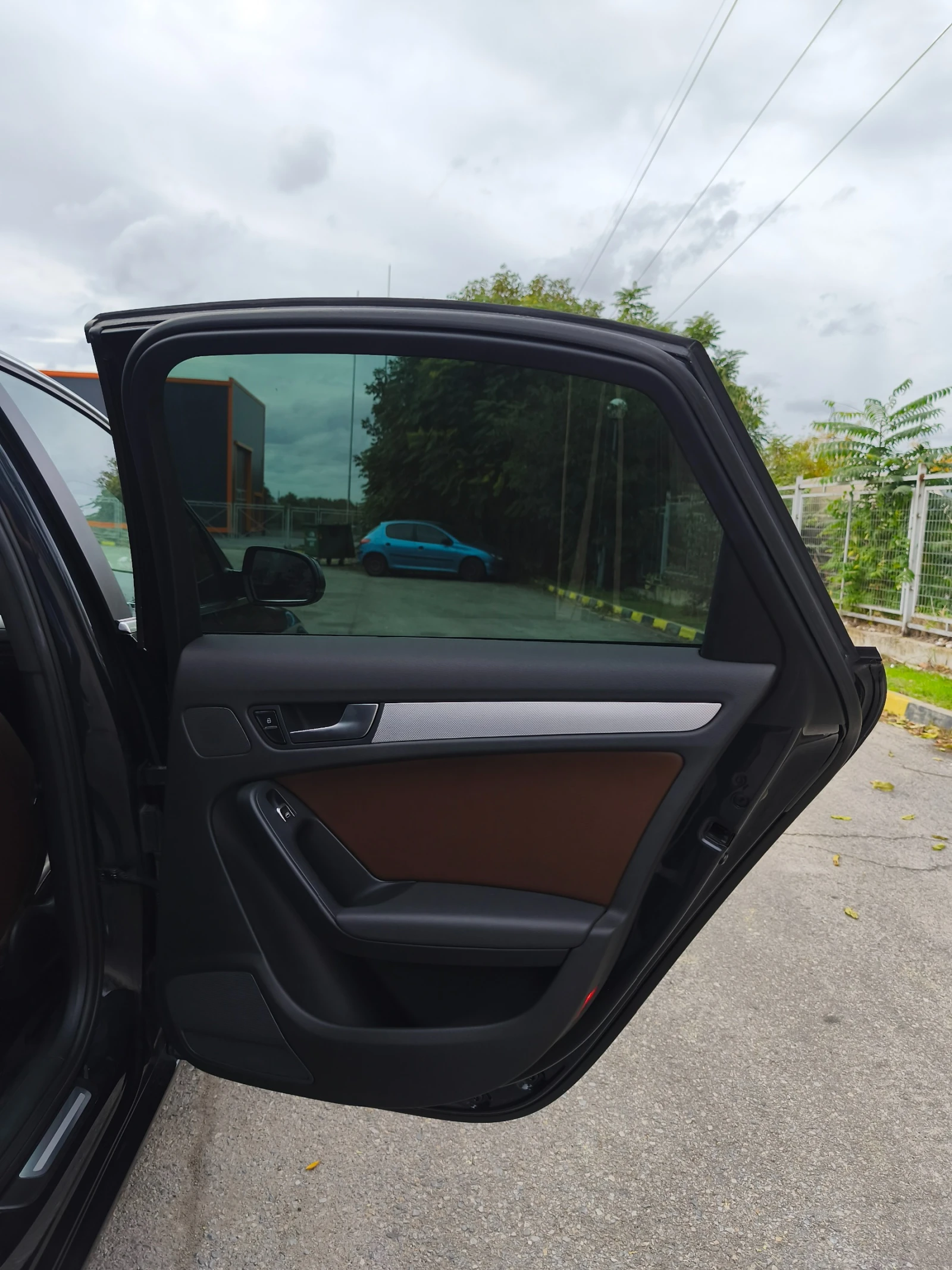 Audi A4, снимка 15 - Автомобили и джипове - 54122029