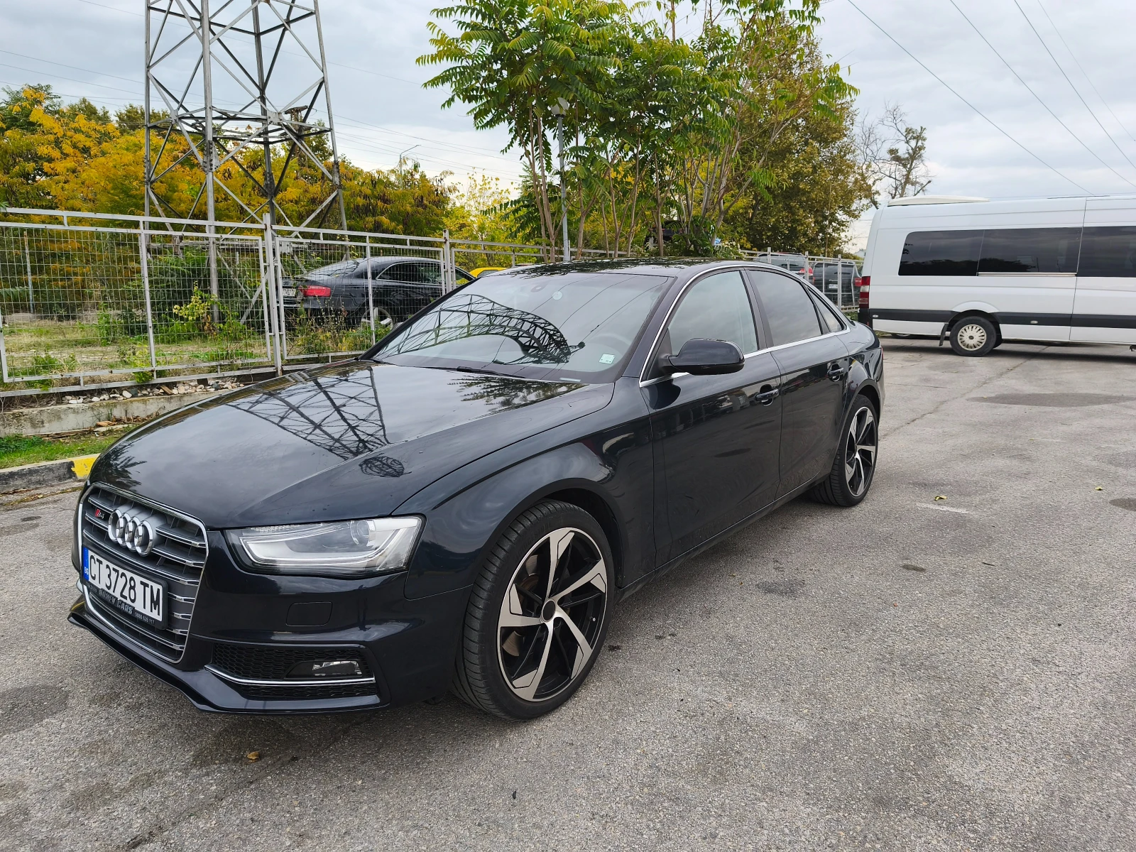 Audi A4, снимка 2 - Автомобили и джипове - 54122029