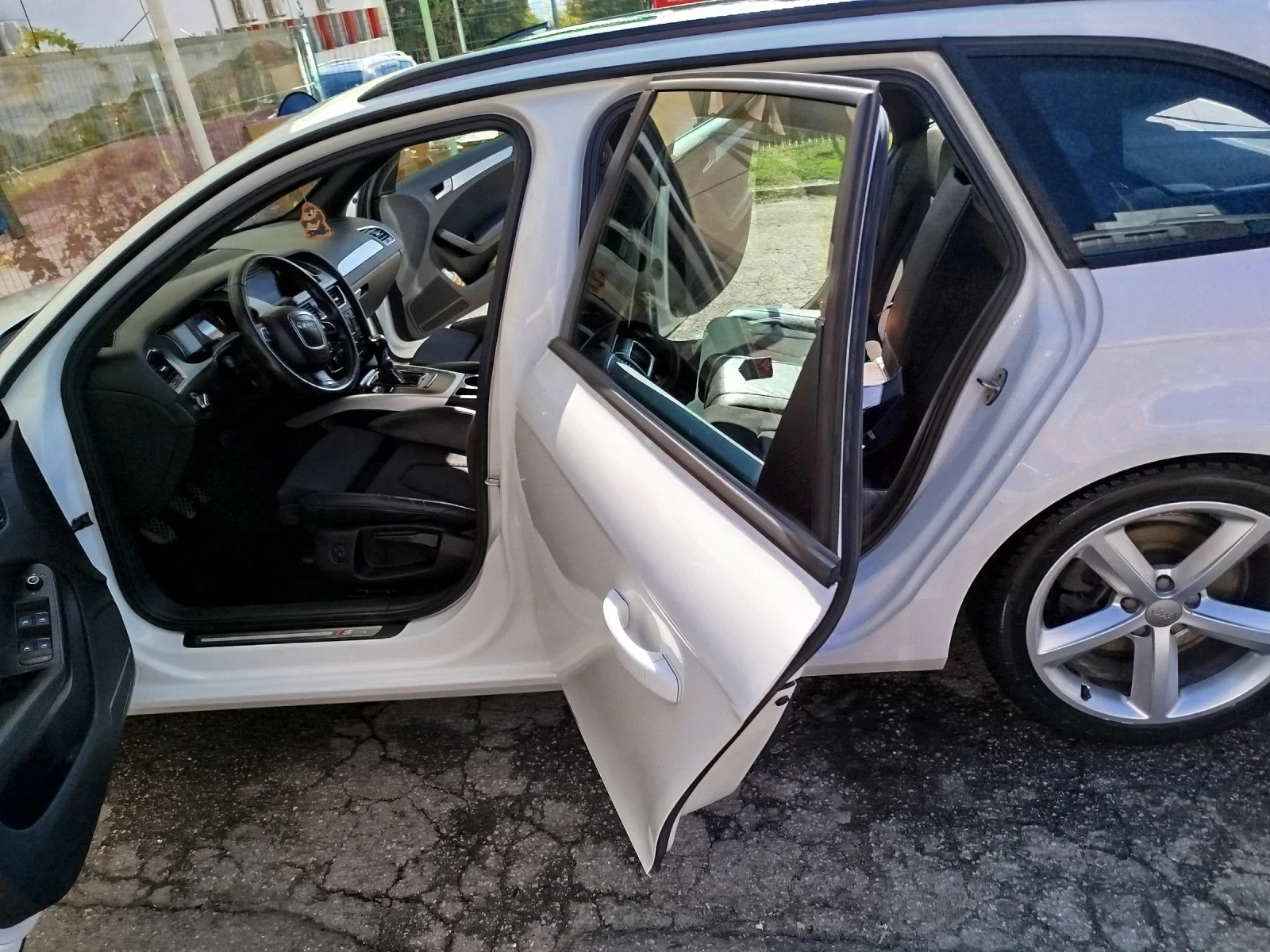 Audi A4, снимка 2 - Автомобили и джипове - 54136976