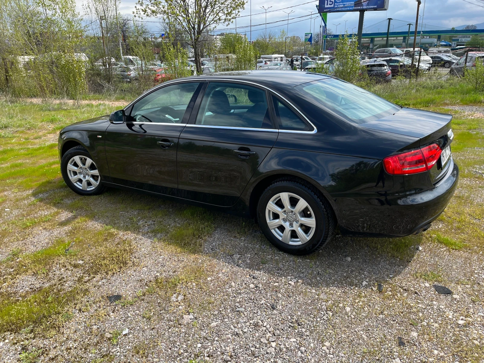 Audi A4 2.0 TDI SPORT, снимка 6 - Автомобили и джипове - 54258357