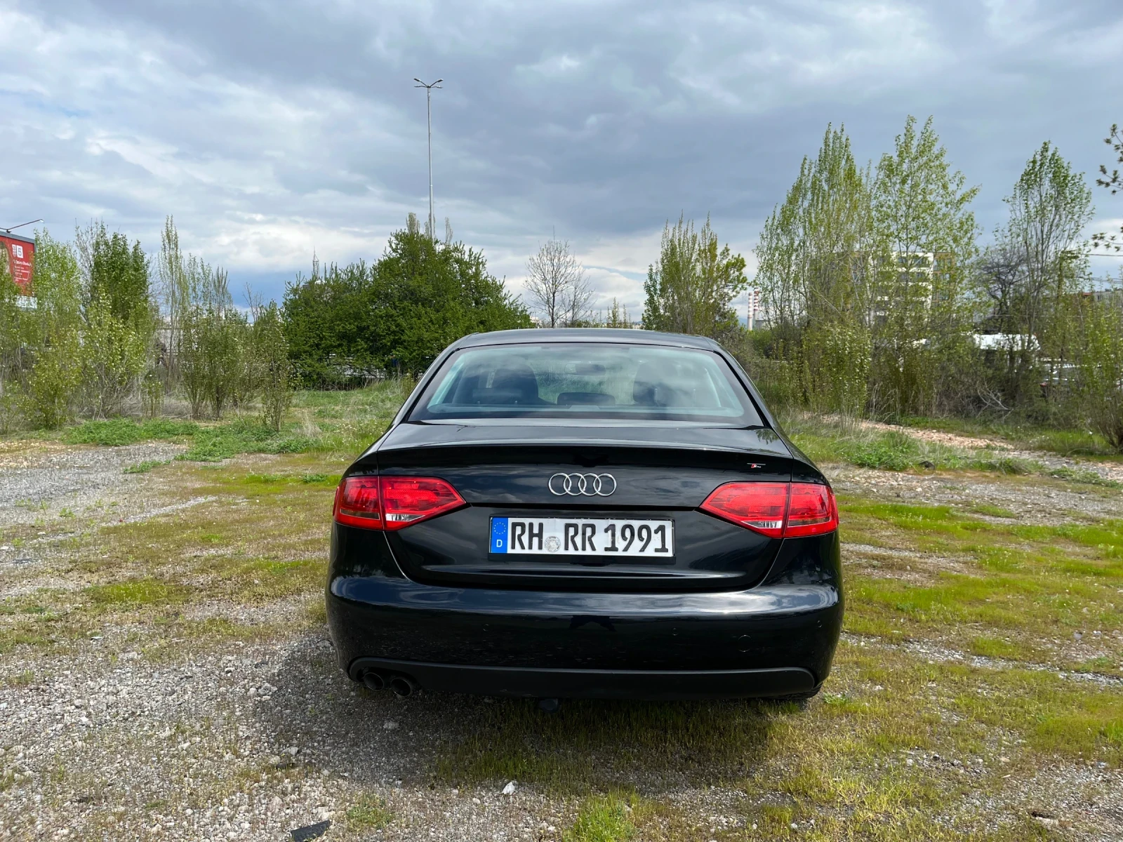 Audi A4 2.0 TDI SPORT, снимка 4 - Автомобили и джипове - 54258357