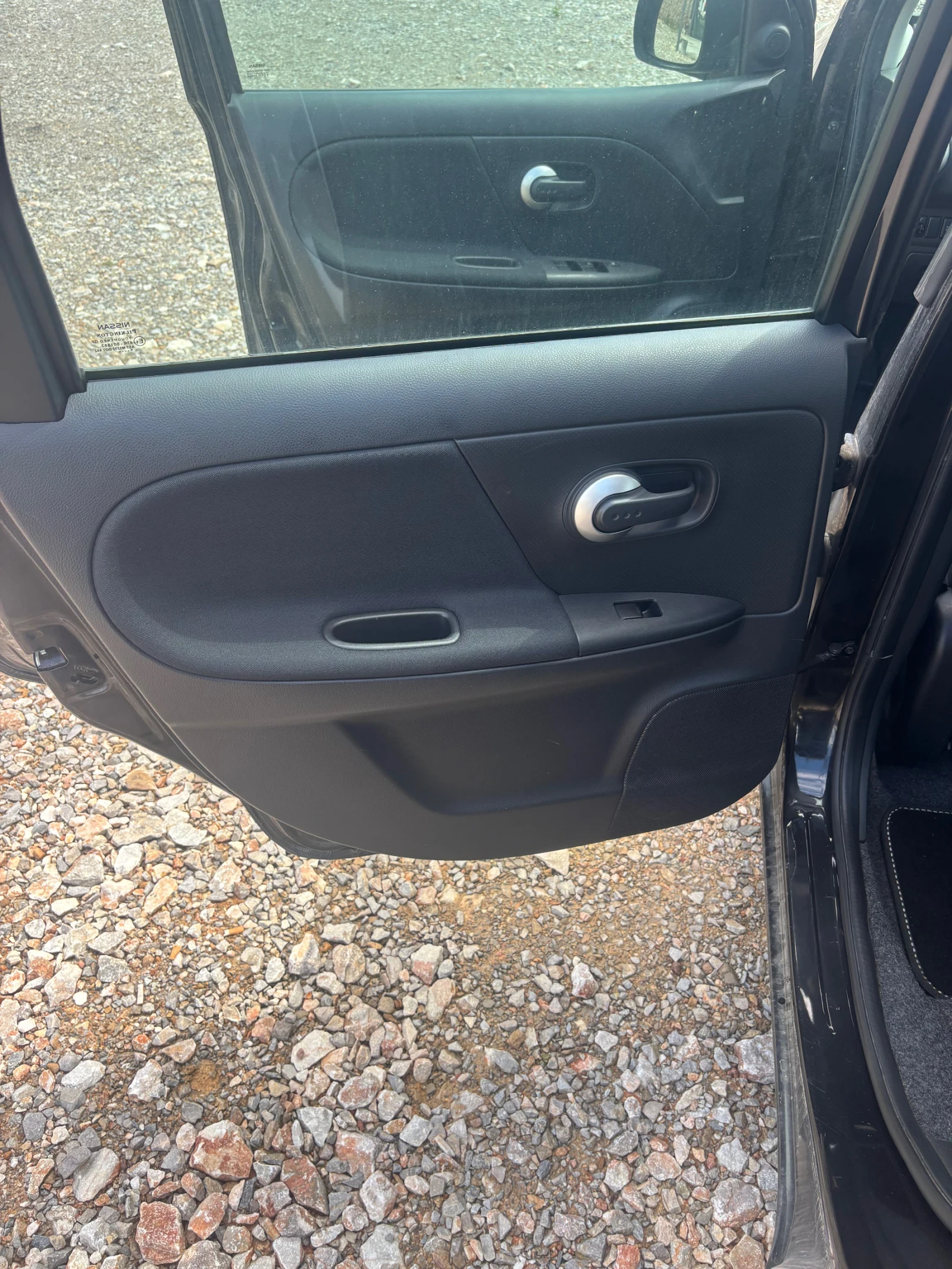 Nissan Note, снимка 8 - Автомобили и джипове - 54291009