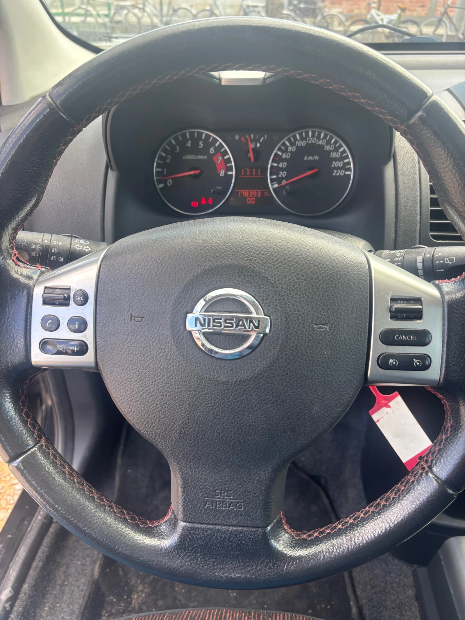 Nissan Note, снимка 12 - Автомобили и джипове - 54291009