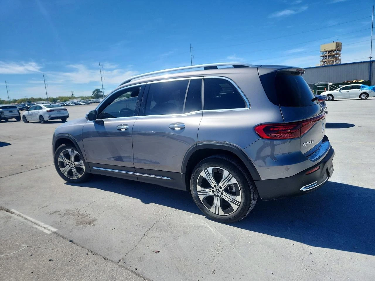 Mercedes-Benz EQB 250+ ����* AMBIENT* �������* KEYLESS*  | Mobile.bg � ����������� 4