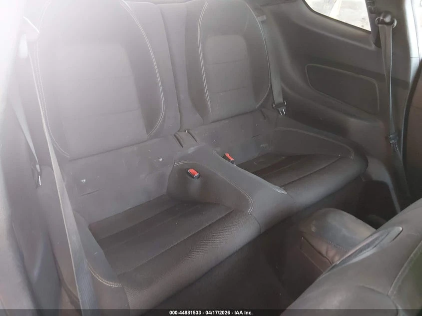 Ford Mustang 3.7l V6, снимка 7 - Автомобили и джипове - 54389612
