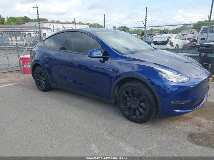 Tesla Model Y Standard Range Rear-Wheel Drive