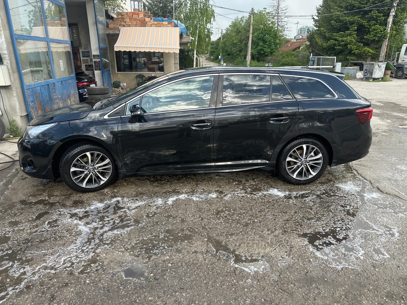 Toyota Avensis, снимка 11 - Автомобили и джипове - 54494964
