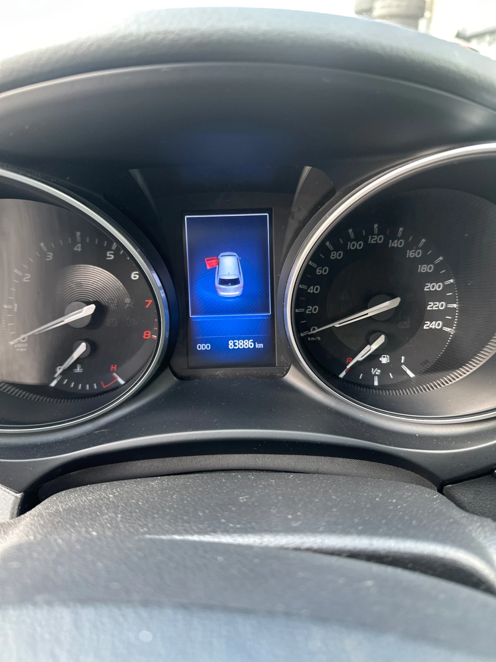 Toyota Avensis, снимка 5 - Автомобили и джипове - 54494964