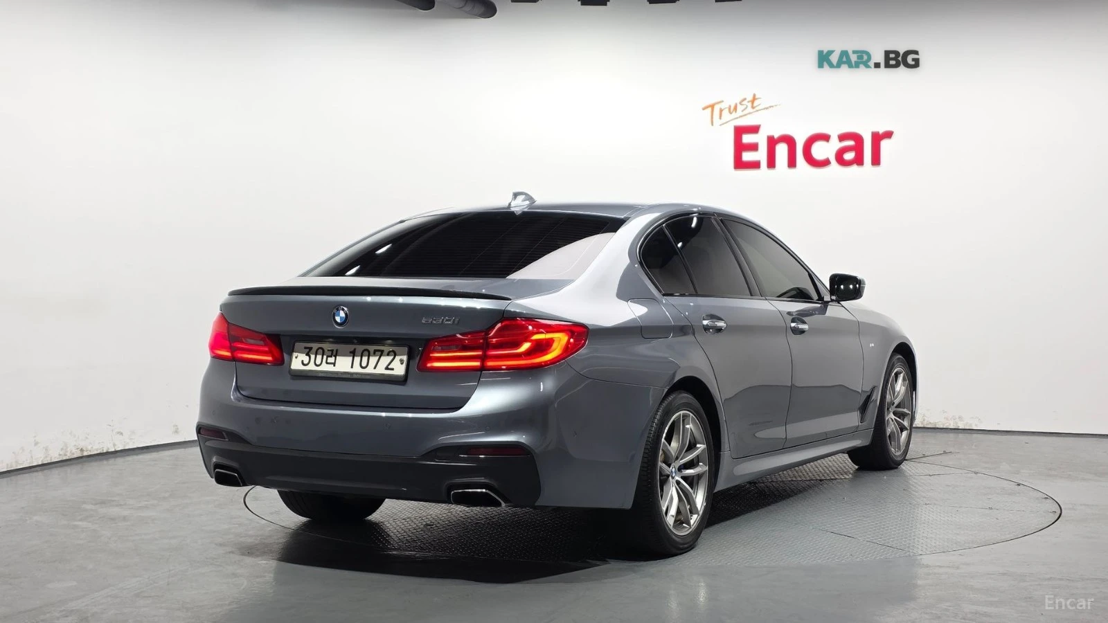 BMW 530 * M-SPORT PLUS* ПОДГРЕВ* ОБДУХВАНЕ* ШИБИДАХ* HEAD-, снимка 2 - Автомобили и джипове - 54659667