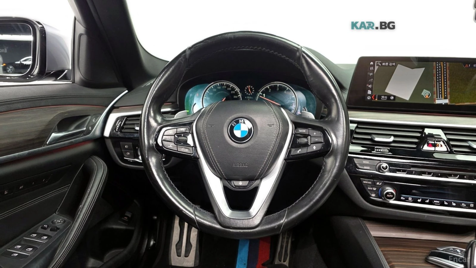BMW 530 * M-SPORT PLUS* ПОДГРЕВ* ОБДУХВАНЕ* ШИБИДАХ* HEAD-, снимка 12 - Автомобили и джипове - 54659667