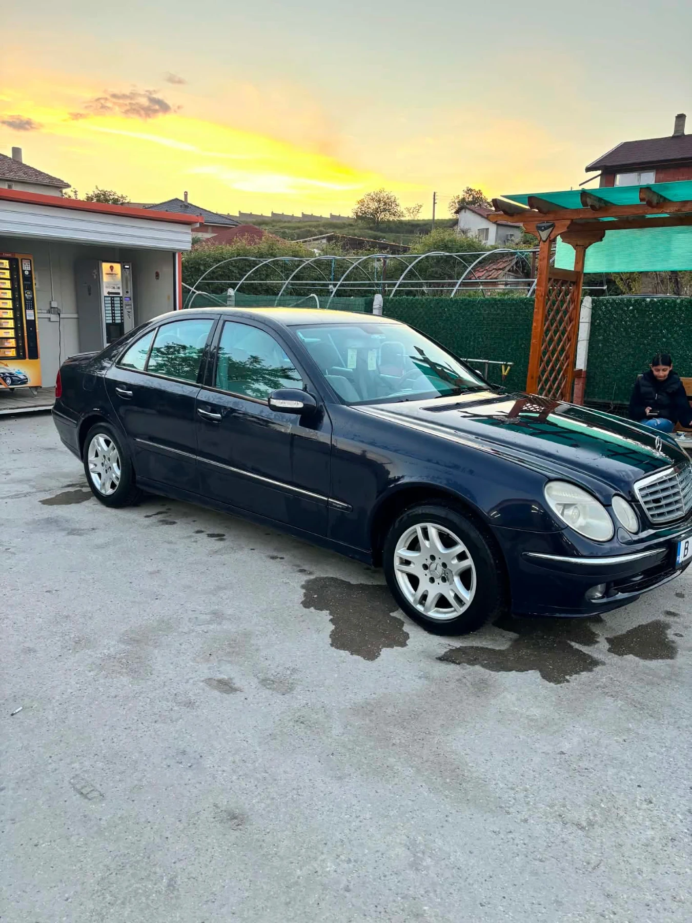 Mercedes-Benz E 320, снимка 2 - Автомобили и джипове - 54839061