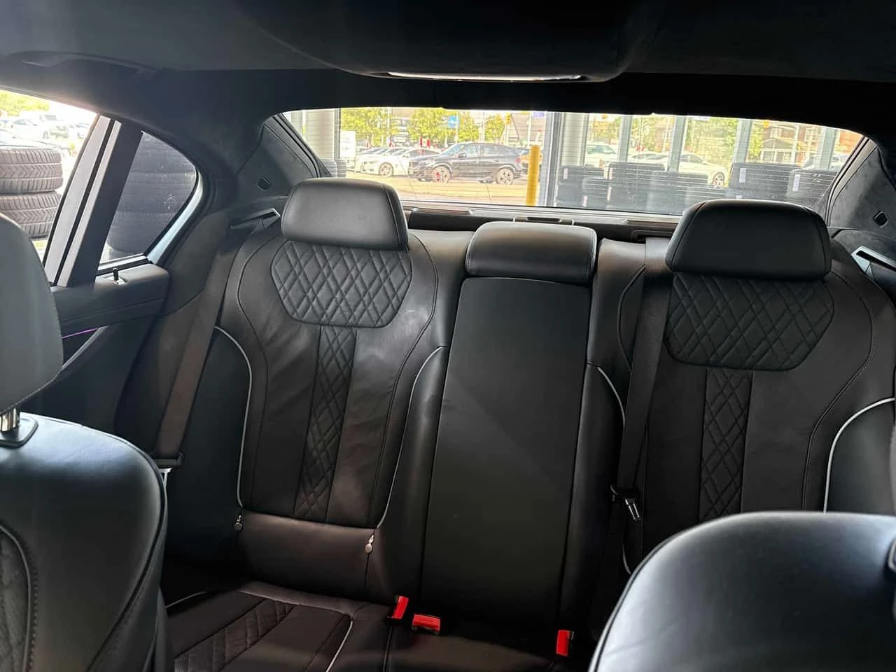 BMW 750 * 750i xDrive * CARFAX * ЦЕНА ДО БГ, снимка 11 - Автомобили и джипове - 55138957
