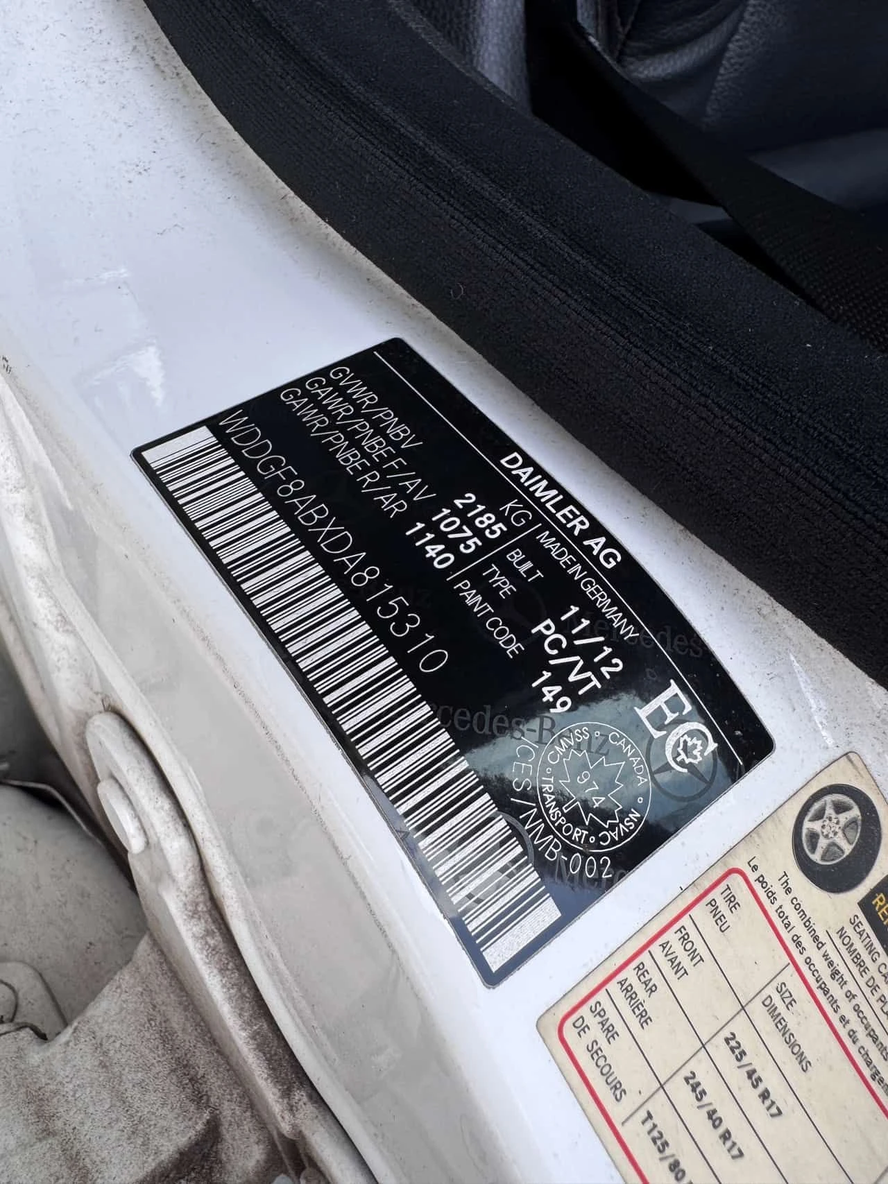 Mercedes-Benz C 300 * АВТОКРЕДИТ БЕЗ ПЪРВОНАЧАЛНА ВНОСКА, снимка 15 - Автомобили и джипове - 55347572