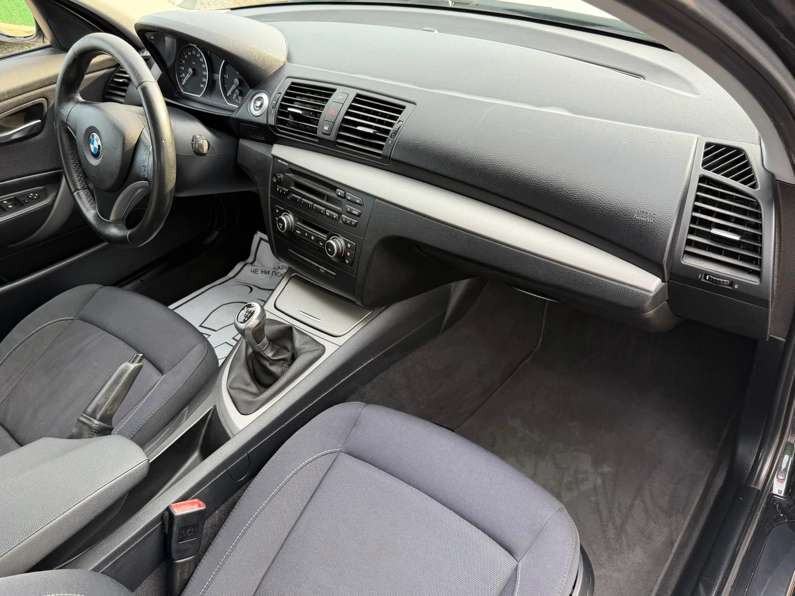 BMW 116 Diesel /// Top ///, снимка 12 - Автомобили и джипове - 55436697