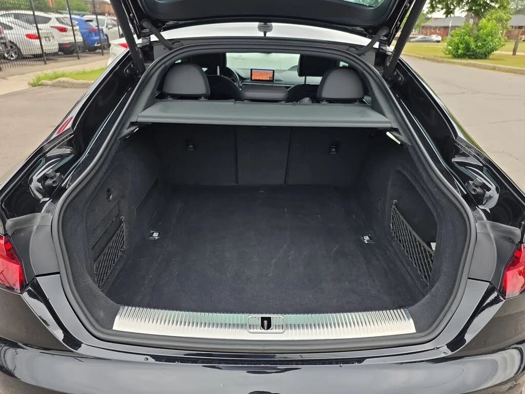 Audi A5 Progressiv, снимка 13 - Автомобили и джипове - 55472690