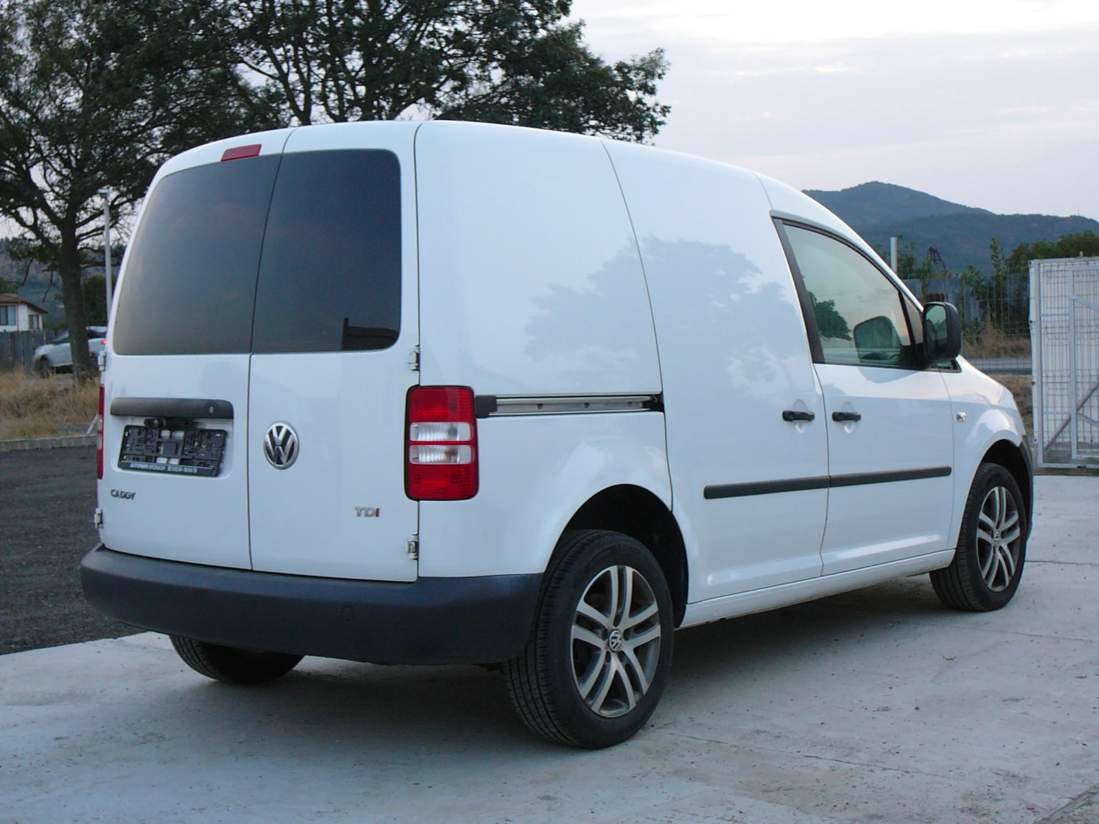 VW Caddy 1.6 tdi klima
