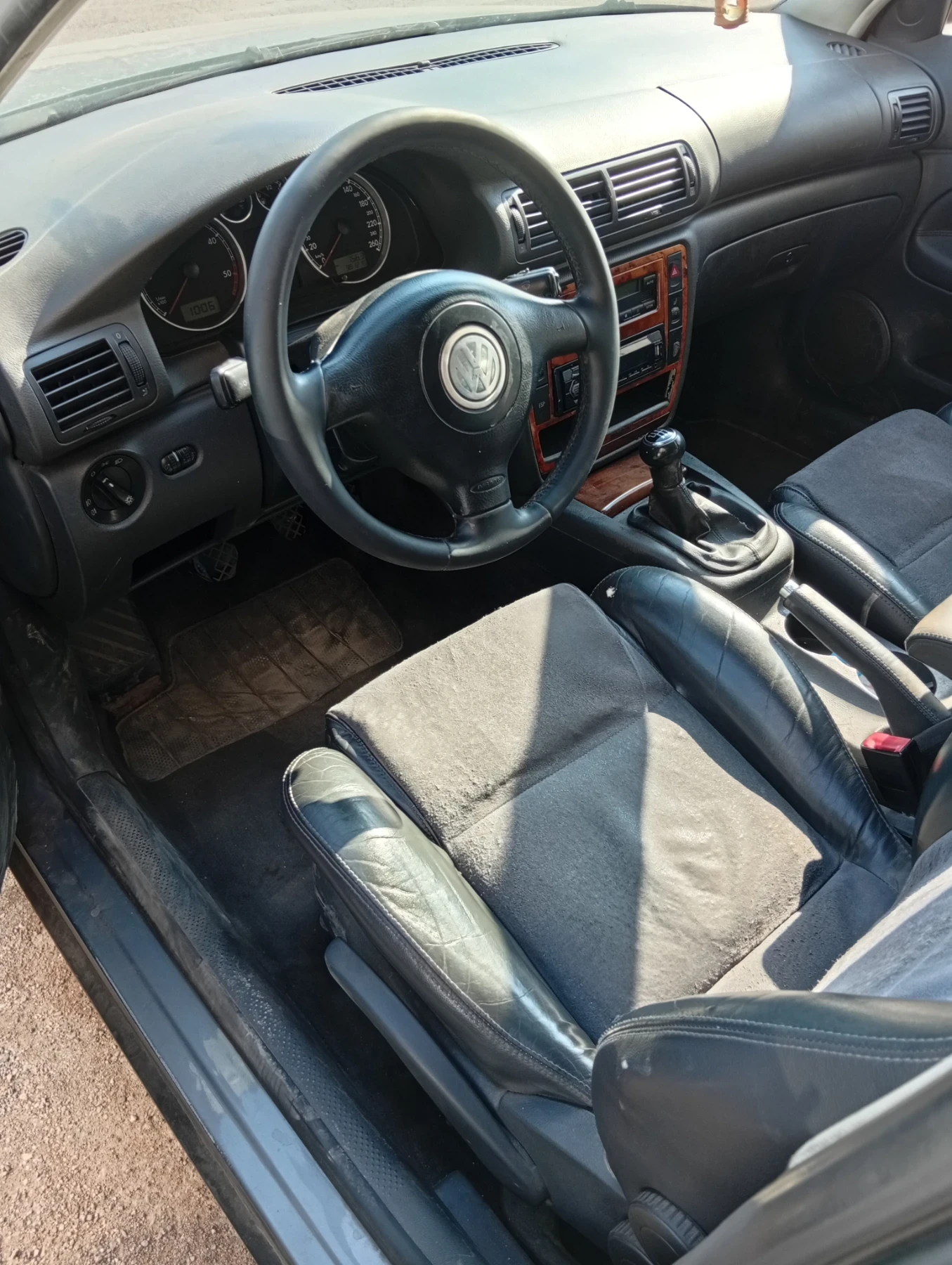 VW Passat, снимка 8 - Автомобили и джипове - 55911318
