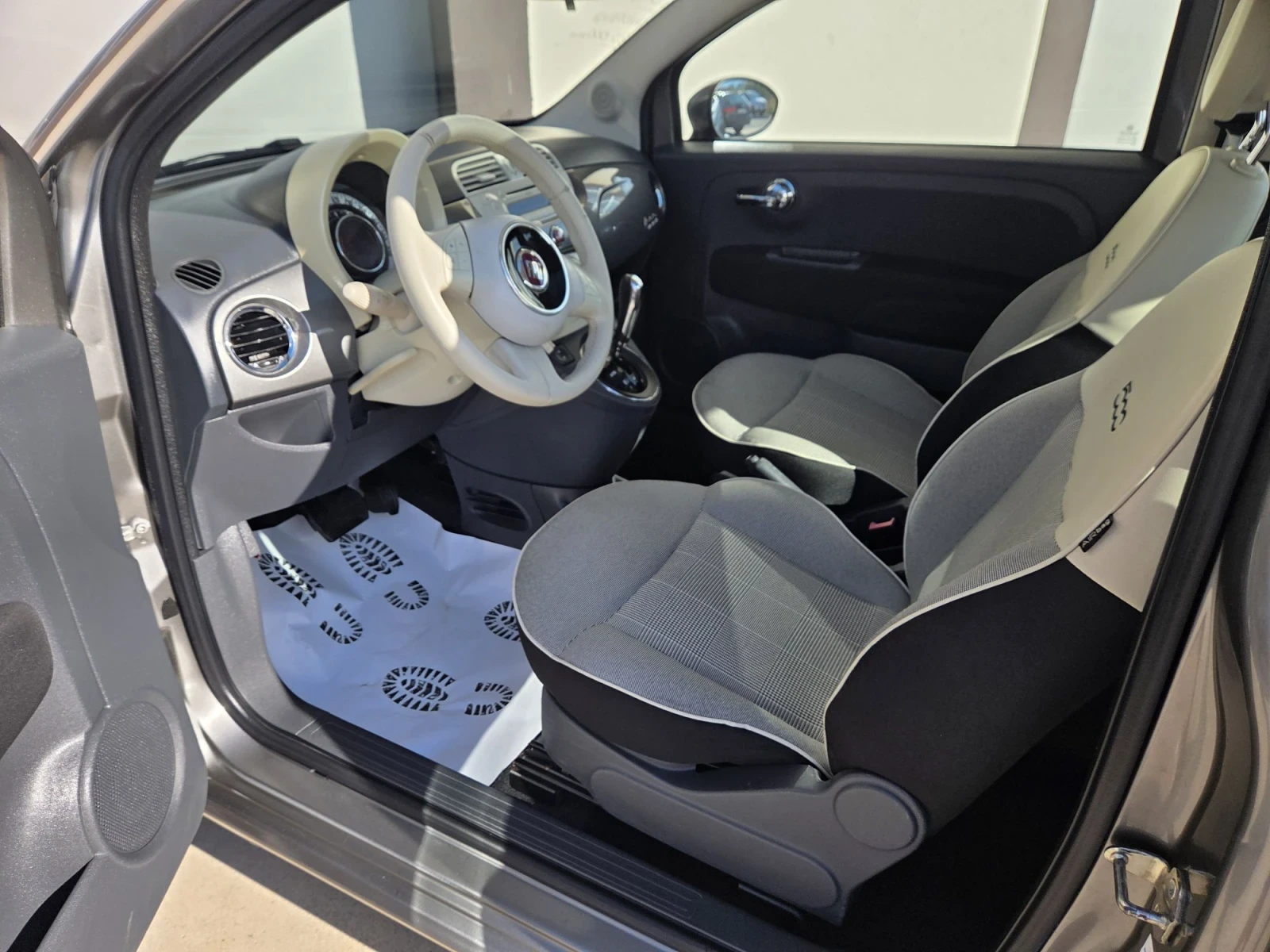 Fiat 500 EURO 6 + АВТОМАТИК + 80 000КМ+ ПАНОРАМА, снимка 12 - Автомобили и джипове - 56125362