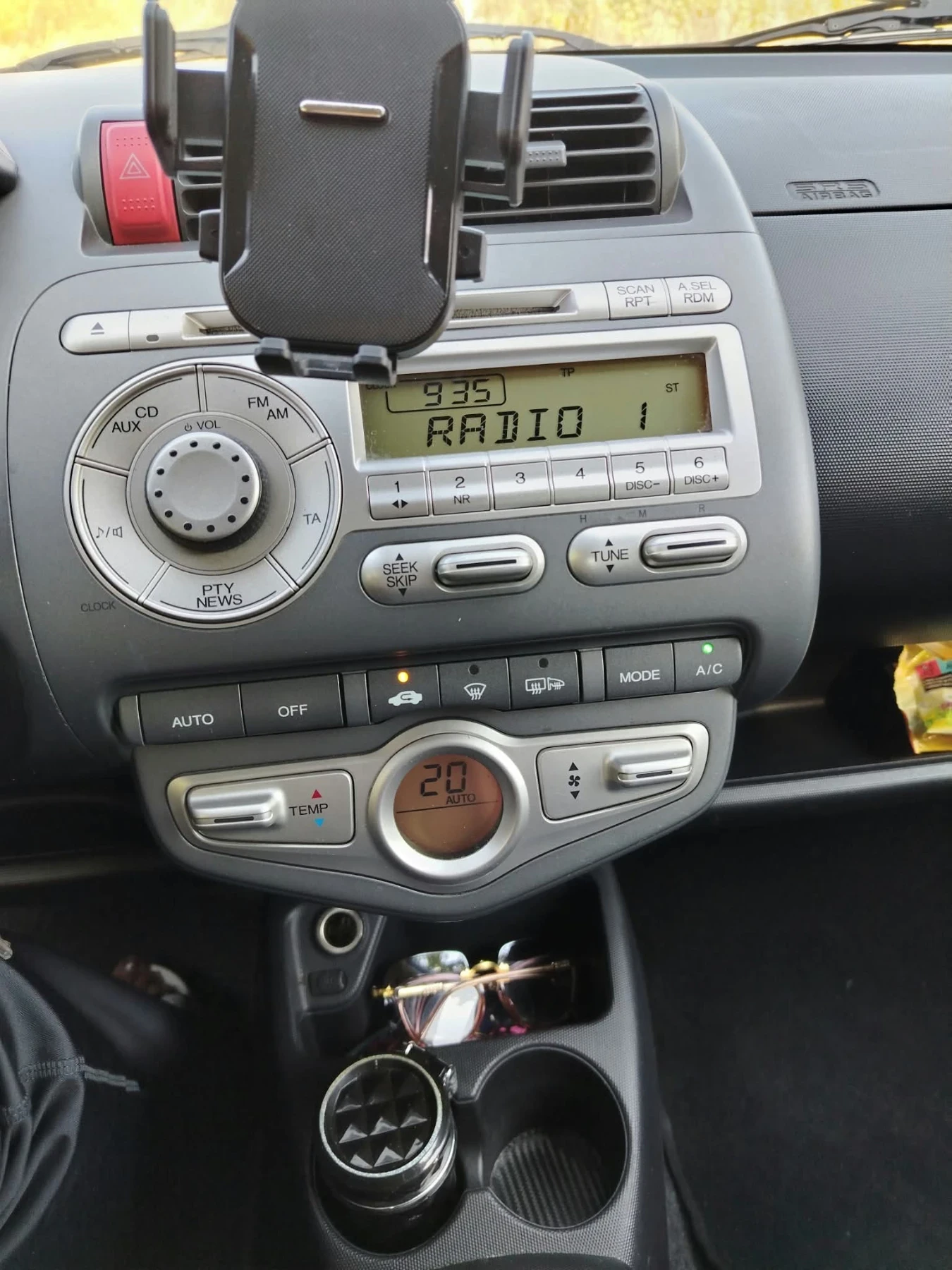 Honda Jazz, снимка 11 - Автомобили и джипове - 56507886