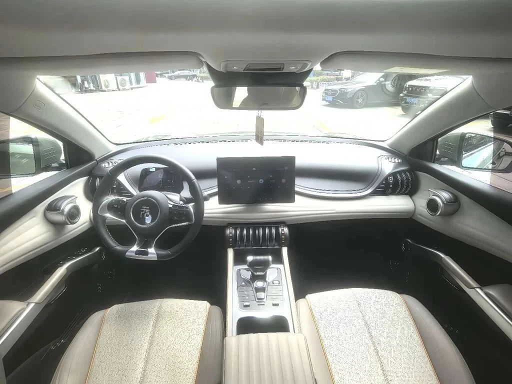 BYD Atto3, снимка 6 - Автомобили и джипове - 56689714