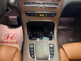 Mercedes-Benz GLC 43 AMG Premium Tech AMG Driver Packs CARFAX АВТО КРЕДИТ  - 40250 € / 78722.16 лв. - 96363717 8