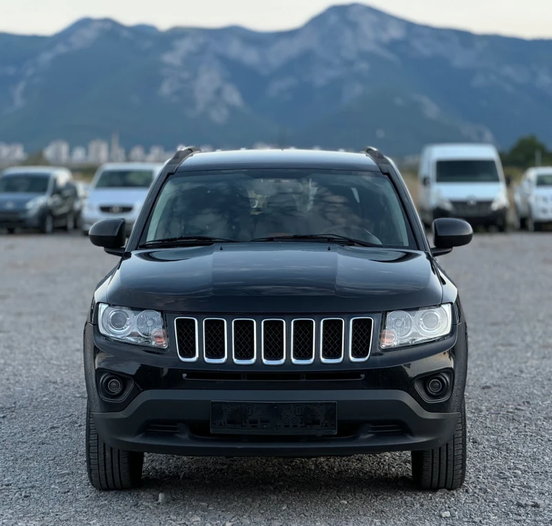 Jeep Compass 2.2D 136к.с * 4х4* * Климатик* * Face-Lift* , снимка 2 - Автомобили и джипове - 47430983