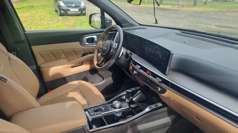 Kia Sorento, снимка 15 - Автомобили и джипове - 53096288